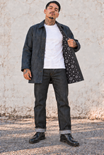 Load image into Gallery viewer, Raw Denim Yard Coat black bandana regular collar
