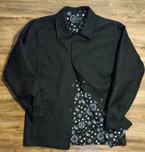 Load image into Gallery viewer, Yard Coat -regular collar -black bandana
