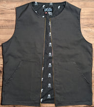 Load image into Gallery viewer, workwear  - patch pocket vest
